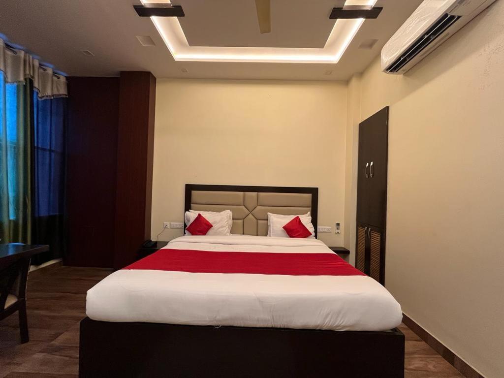 Hotel Mayur Palace Agra  Extérieur photo